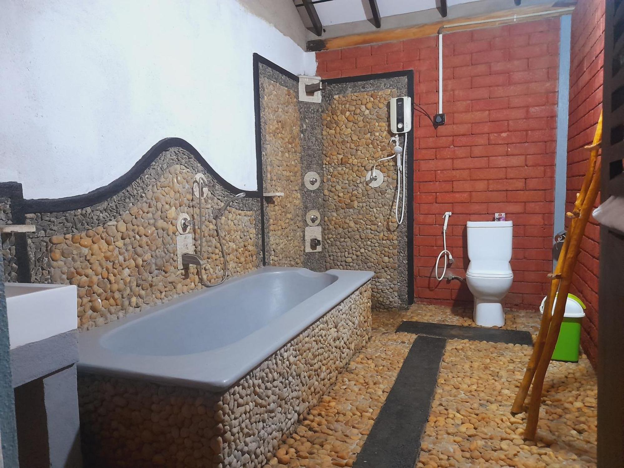 Sandalwood Cottage Uda Walawe Extérieur photo